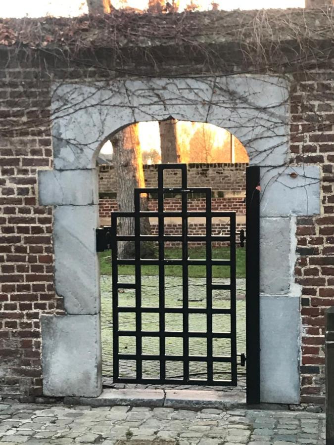Le Petit Beguinage Villa Tongeren Buitenkant foto
